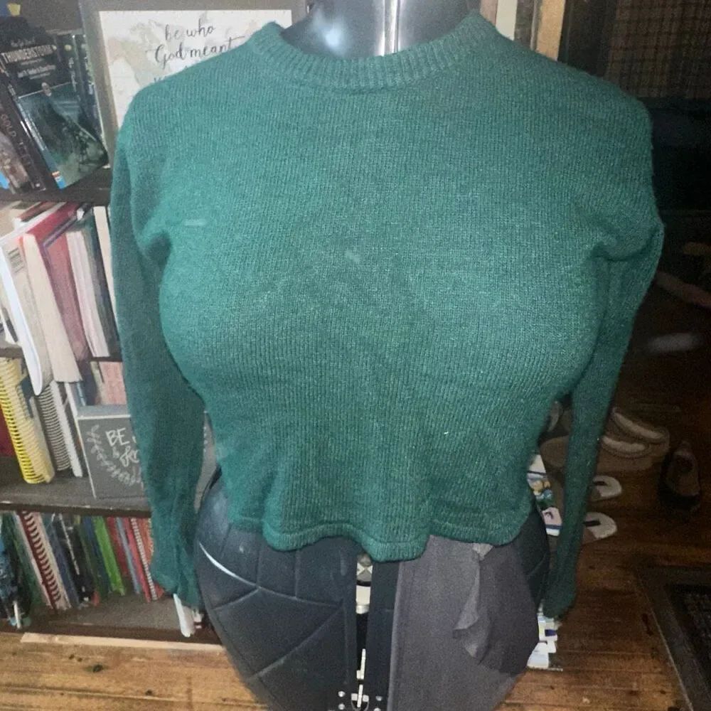 Brandy Melville green wool blend cropped M sweater